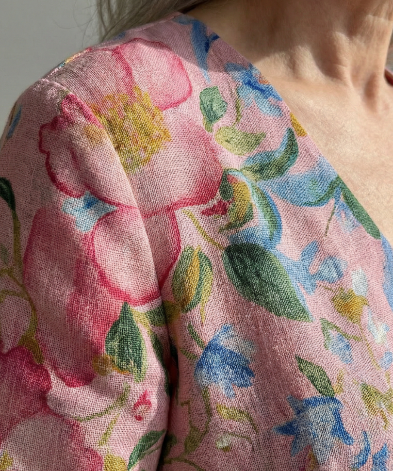 Julien | Light Form Floral Midi Dress