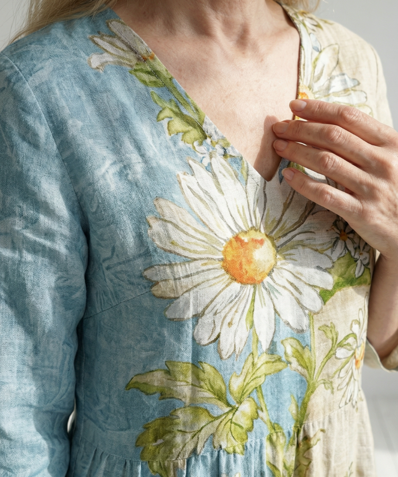 Elliot | Light Daisy Midi Dress