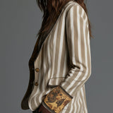 Susana | Blazer Boho de Rayas con Cuello Estampado