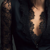 Consuelo | Blazer Negro con Mangas Semitransparentes