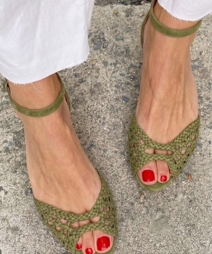 Isadora — Woven Gold Sandals
