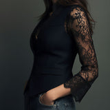 Consuelo | Blazer Negro con Mangas Semitransparentes